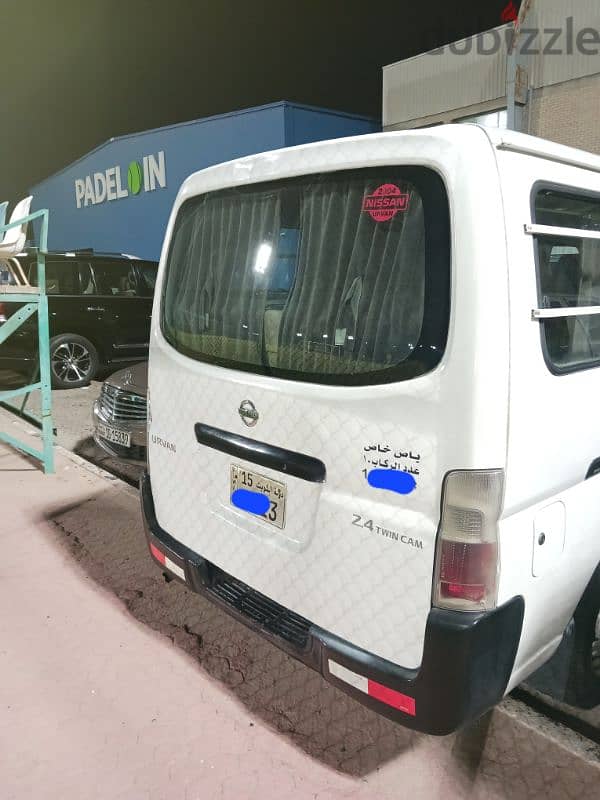 Nissan Urvan 2004 1