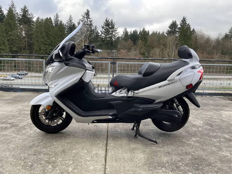 2018 Suzuki burgman 400 (+971561943867) 1