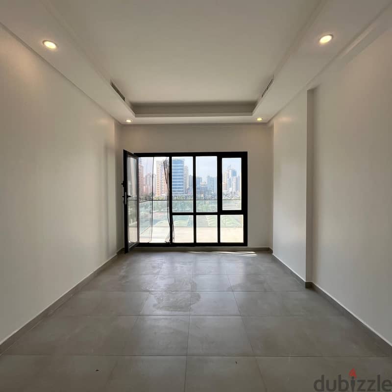 Apartment with terrace for rent in Salmiya 0