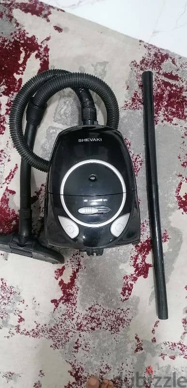 Daewoo and shevaki vacuum in new condition completed accessories 10 kd 1