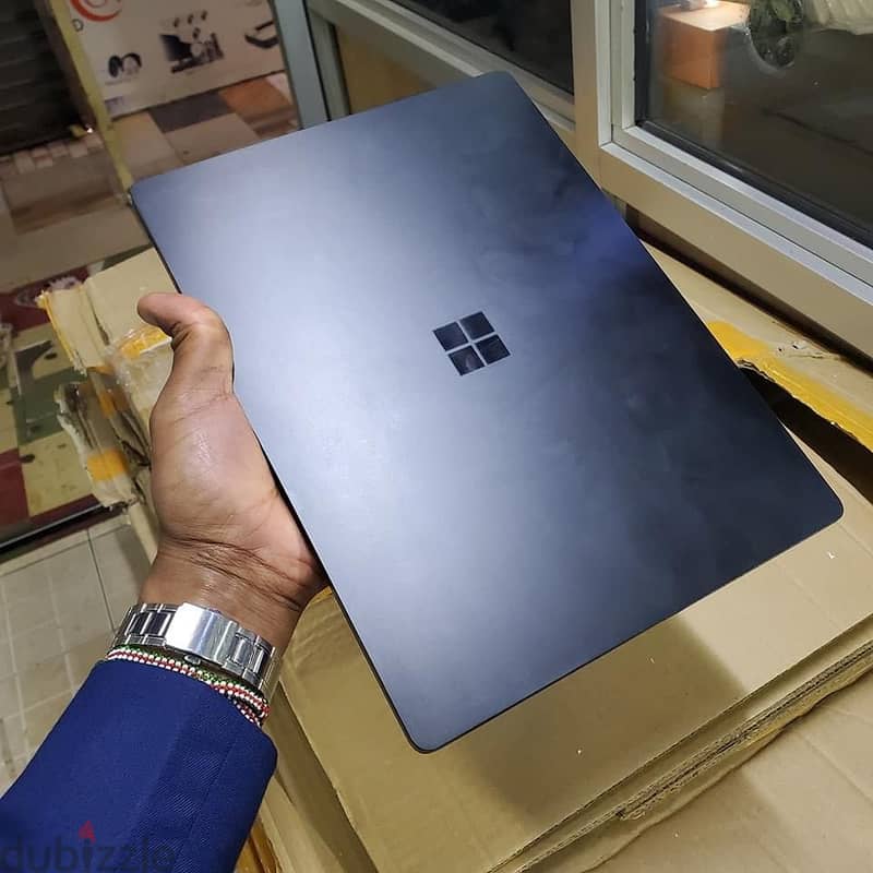 *Microsoft Surface Laptop 3* 5