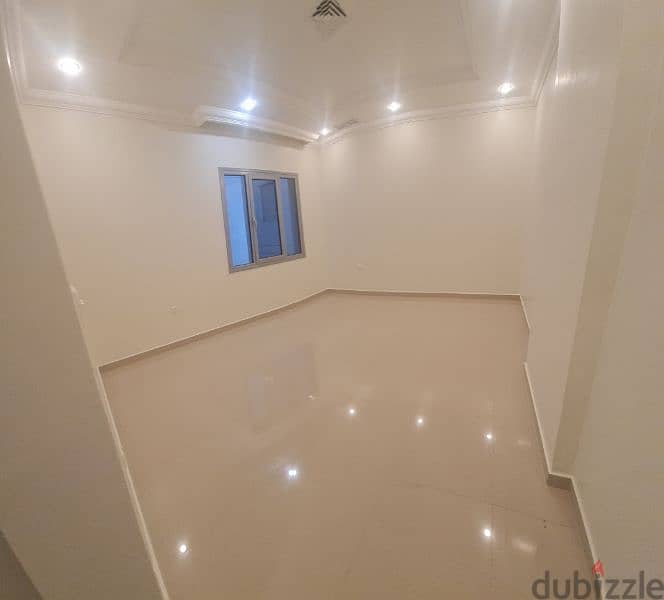 very nice super clean villa flat in Abu Fatera 1