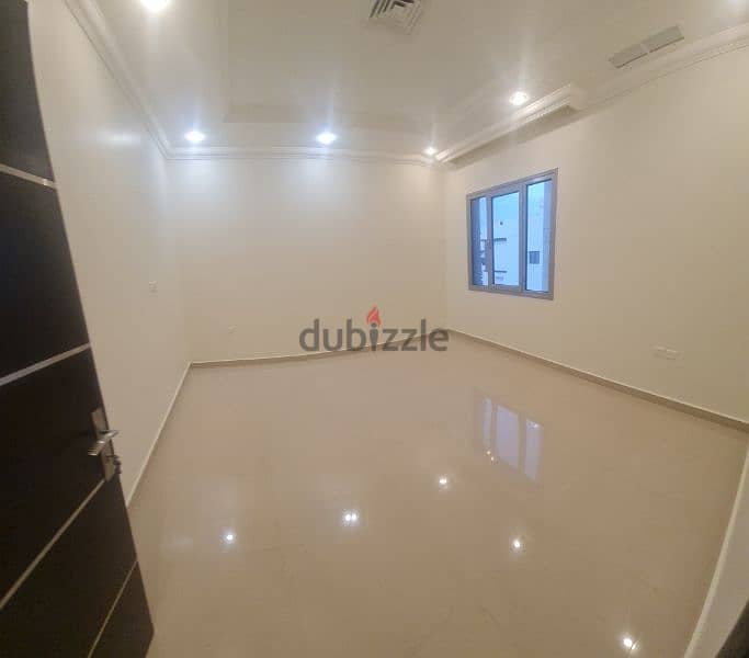 very nice super clean villa flat in Abu Fatera 5