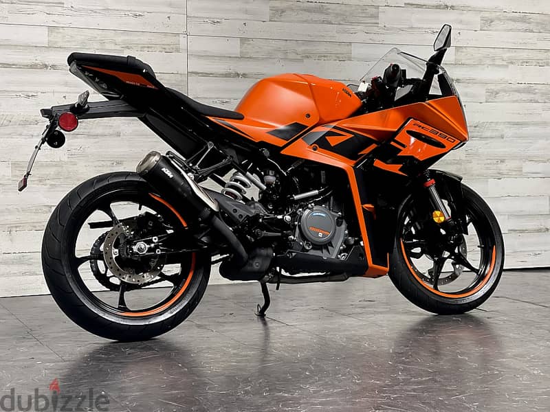 2022 KMT RC390  ( +971 52 300 8603) 7