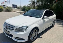 2014 Mercedes C300 V6 3.5L 2014 Genuine paint 0