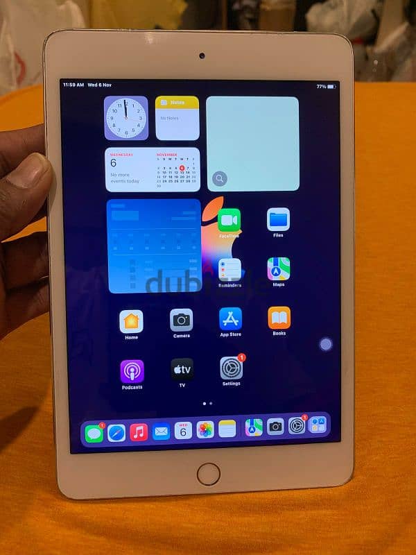 Apple iPad Mini 4  Wi-Fi 128 GB 1