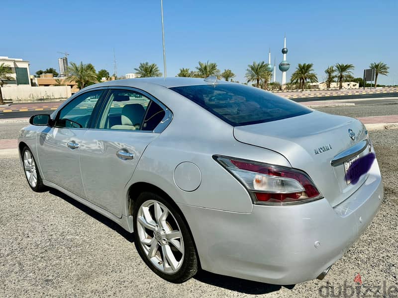 Nissan Maxima 2014 1