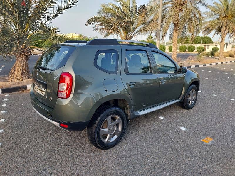 Renault Duster . 2013 6