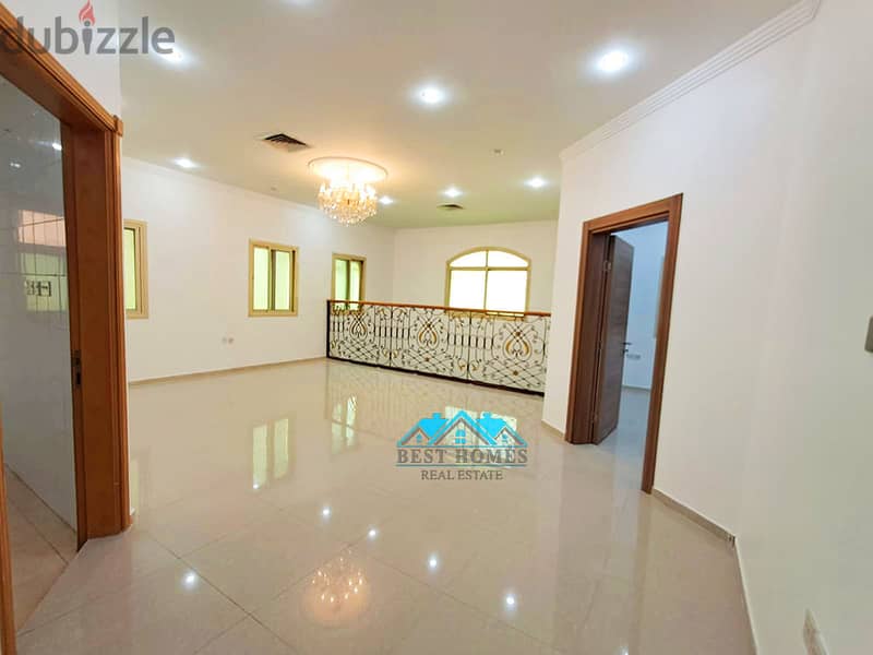 Spacious 5 Bedrooms Villa in Jabriya 9