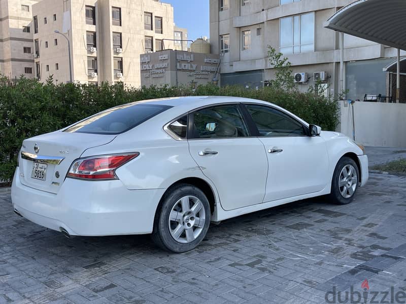 For sale Nissan Altima 2015 in good condition 2