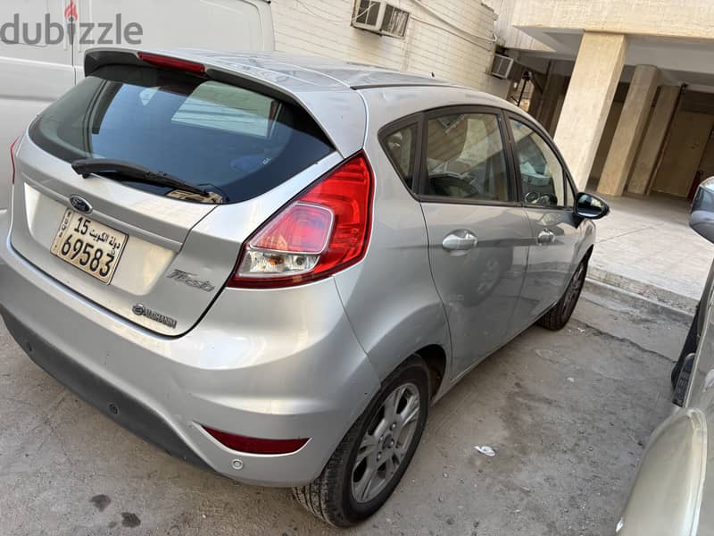 Ford Fiesta 2016 SE 2