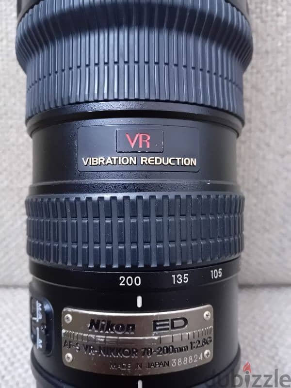 Nikon 70-200mm F/2.8 g VR Lens 3