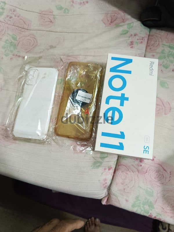 Redmi note 11 se 5g 8gb 128 gb with box and 3 back cover 0