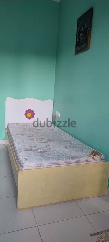 Single bed 90x190, good condition. With mattress 1