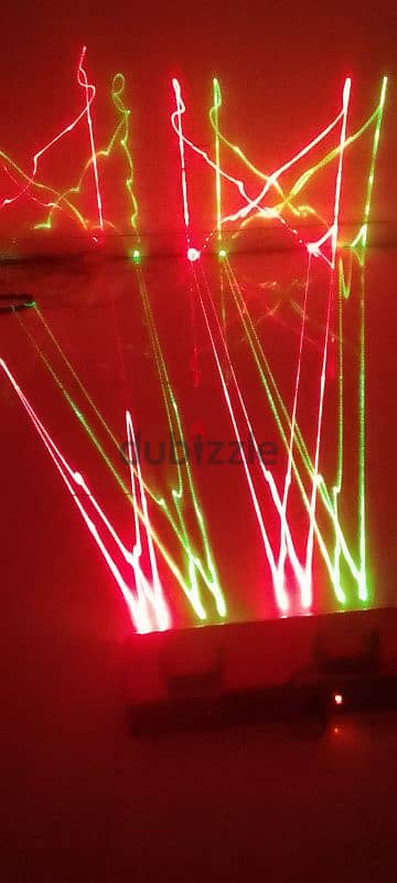 dj laser light . 4