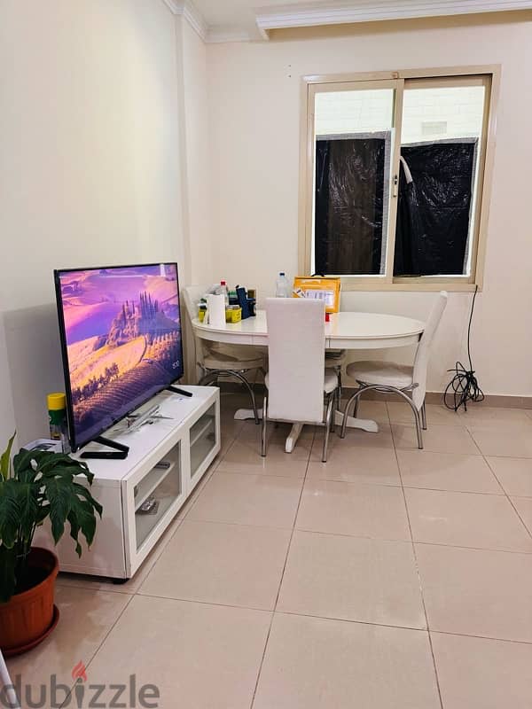 vacation flat for 1 month. 1 bhk furnished for rent  in Abu halifa 3