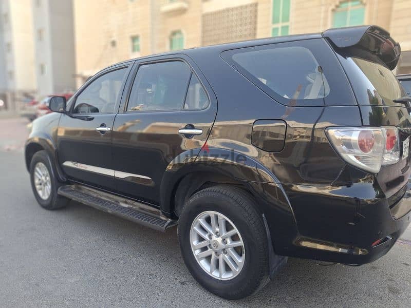 Toyota Fortuner 2015 7