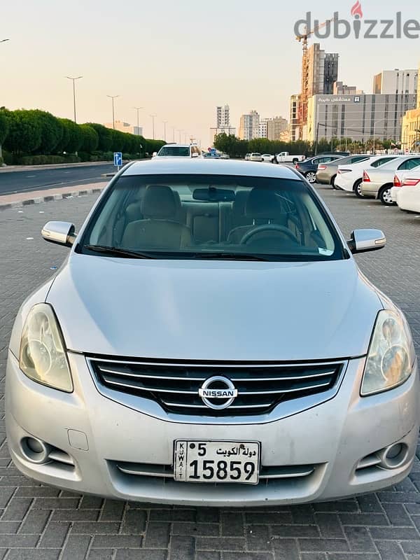 Nissan Altima 2011 12