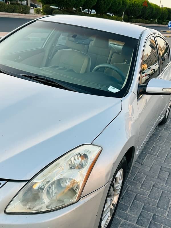 Nissan Altima 2011 13