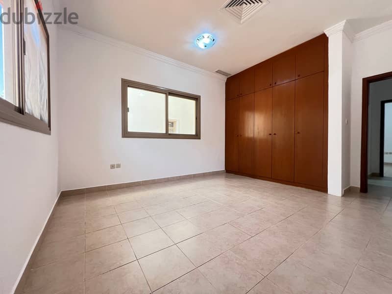 Salwa – Spacious, Four Bedroom Apartment W/pool 10