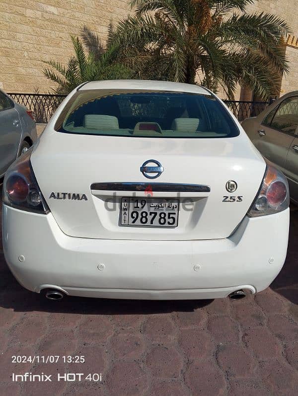 Nissan Altima 2008 1