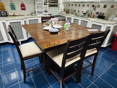 Dining table for sale