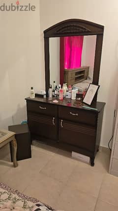 Dressing Table 0