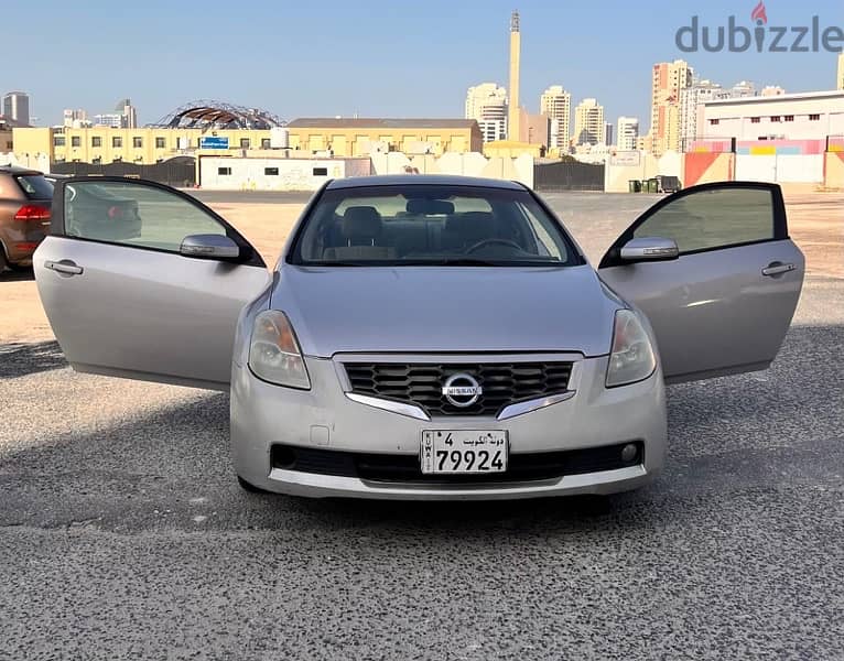 Nissan Altima 2009 4