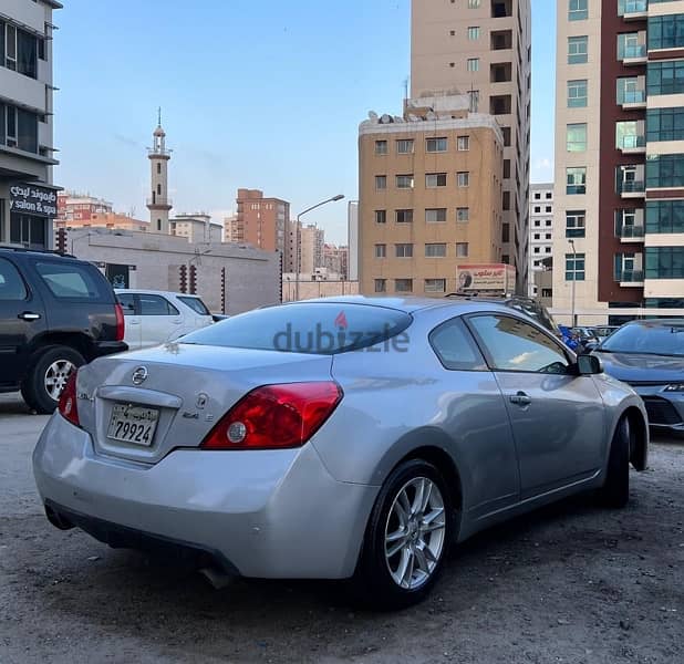 Nissan Altima 2009 11