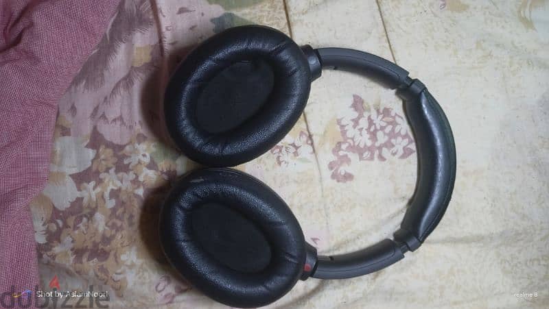 Sony WH-1000XM4 good condition 3