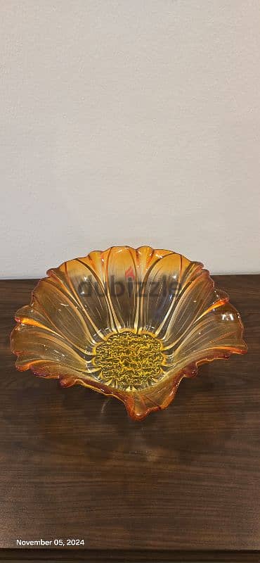 Glass bowl 1