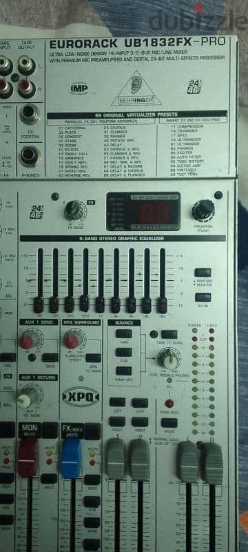 beheringer 14 channel mixer 99 vocal effect 3