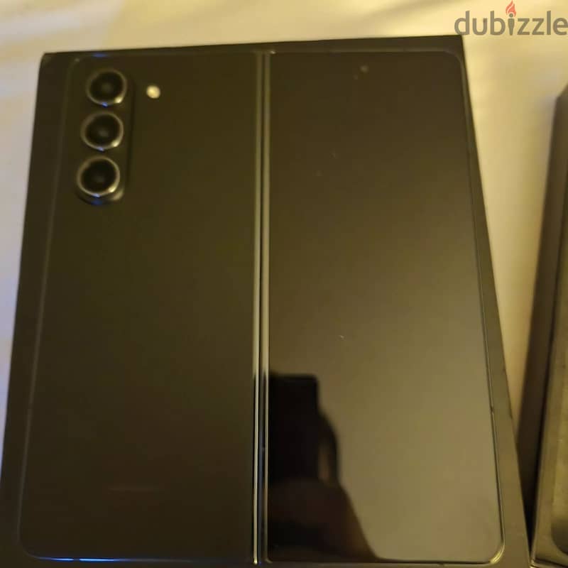 Samsung Galaxy Z Fold5 - 512 GB - Black (Unlocked) 1