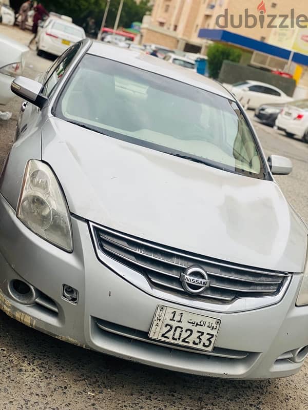 Nissan Altima 2012 1