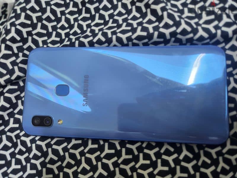 Samsung Galaxy A30 2