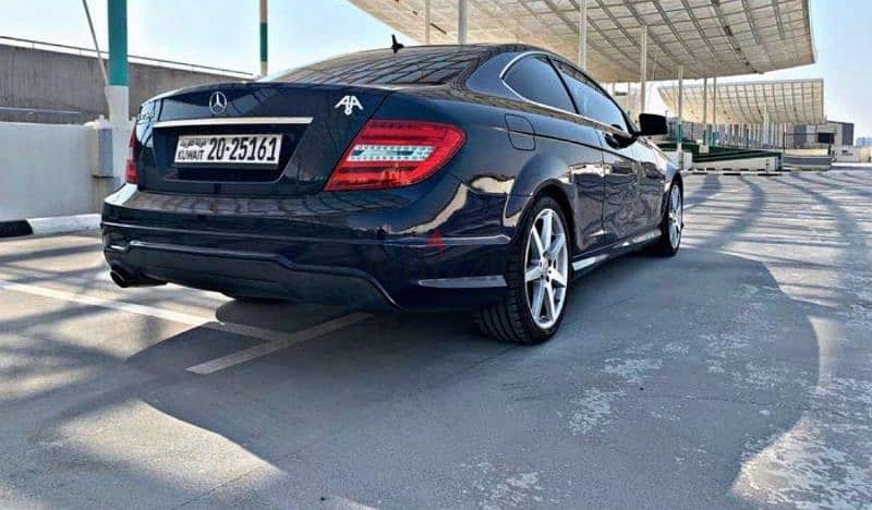 Mercedes-Benz C250 2012 1