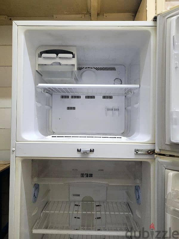 Good working condition Samsung FRIDGE. 4