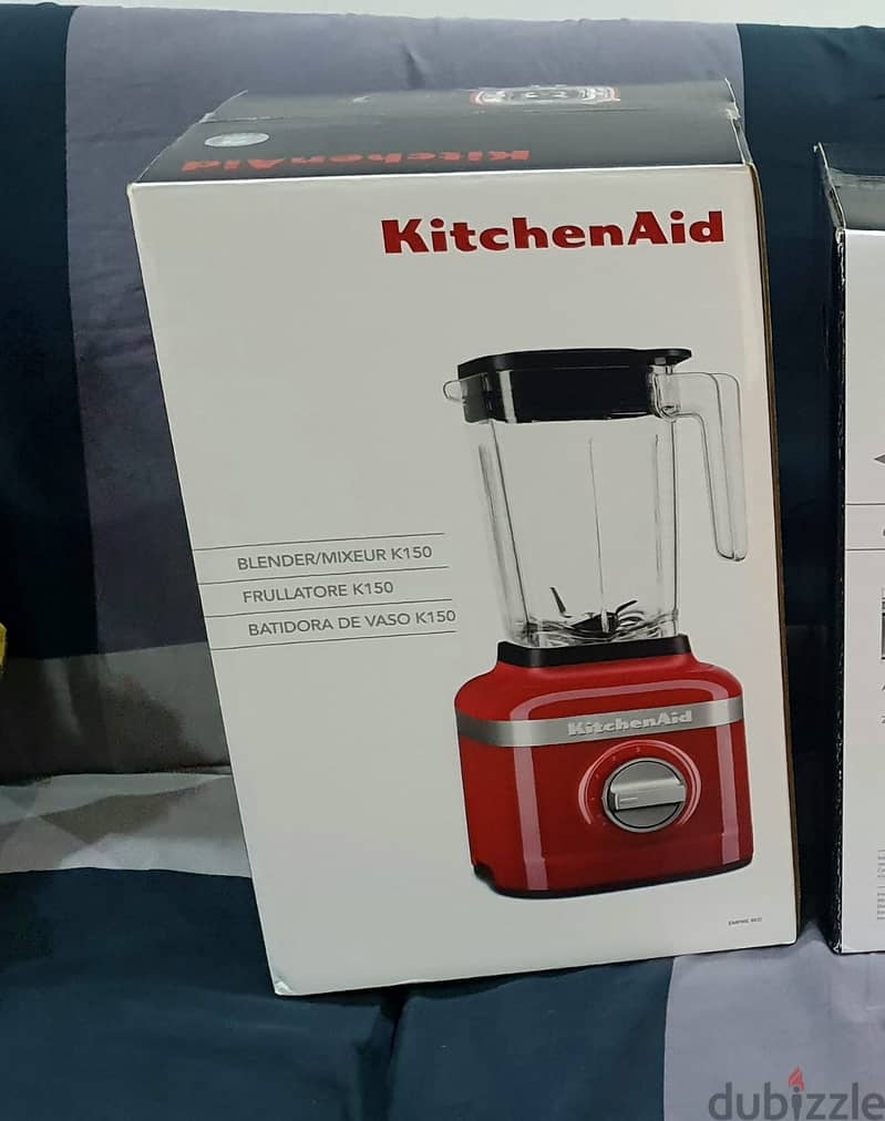 KITCHEN-AID MIXER AND BLENDER 3