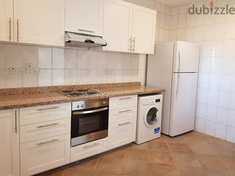 spacious 3 Bedroom in Shaab al Bahri 3