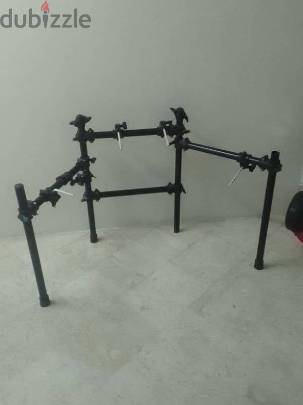 drums rack for sale. new condition 4