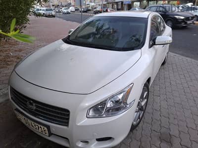 Nissan Maxima 2011