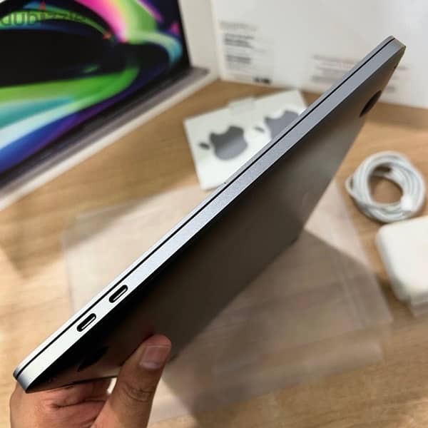 Apple Macbook Pro M1, RAM 8GB, 256GB SSD 13.3-inch (2020) - Silver 4