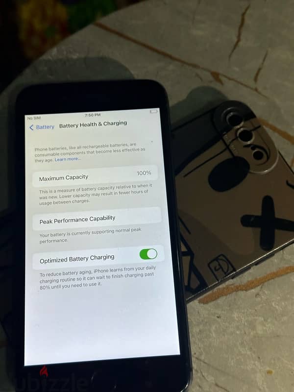 iPhone 8 Plus working all finger working neat phone 64 gb 3