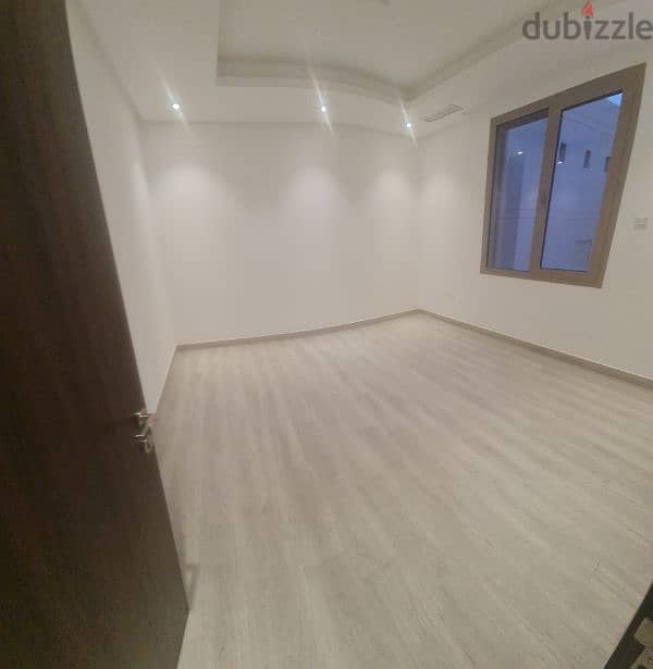 very nice super clean villa flat in Abu Fatera 4