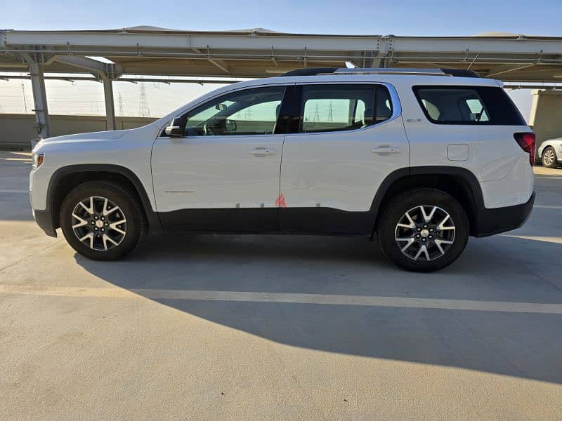 GMC Acadia 2023 11