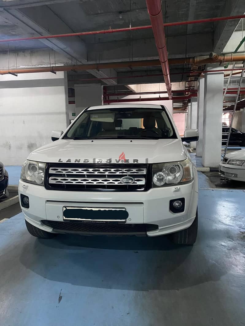 Land Rover LR2 2011, 173k, good condition for sale 0