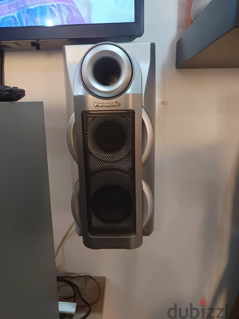 7.1 Panasonic home theatre speakers for sale. . . 3