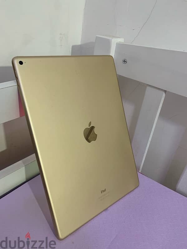 iPad Pro 128gb 12.9 inch screen Wi-Fi working verry clean device 4