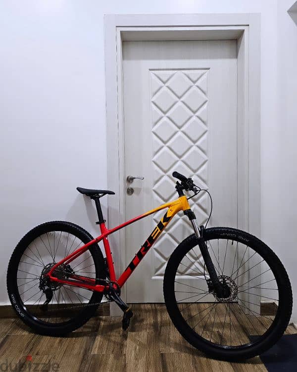 2022 Trek Marlin 7 M/L Deore 10s 0