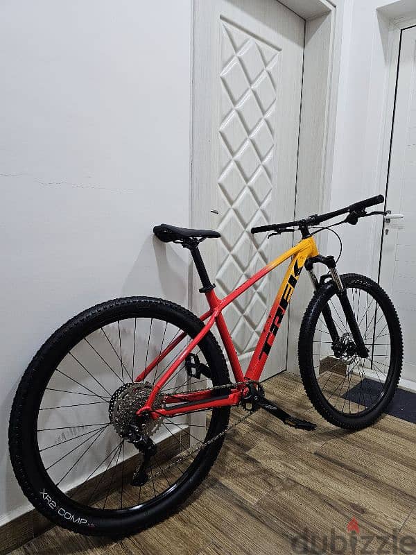 2022 Trek Marlin 7 M/L Deore 10s 2